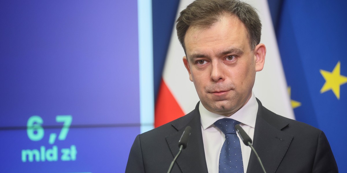 Minister finansów Andrzej Domański podczas konferencji prasowej w siedzibie Ministerstwa Rozwoju i Technologii w Warszawie.