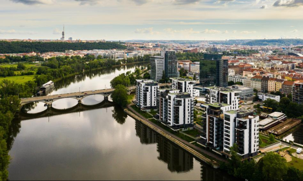 Czy sąsiad również wspomina o ewidencji lokali?