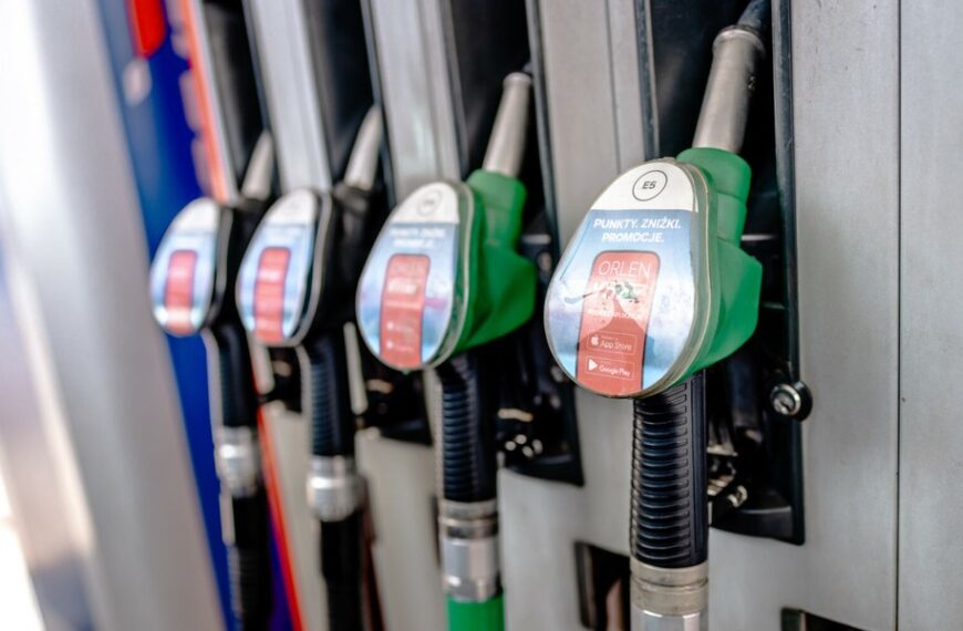 Irański rozejm: Eksperci prognozują znaczący spadek kosztów paliw