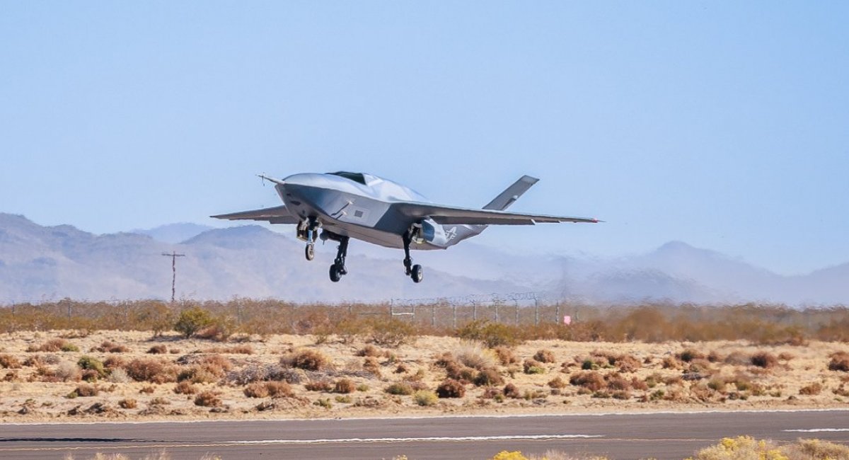 General Atomics poniosło porażkę. Był to pierwszy wypadek bezzałogowego myśliwca YFQ-42A na przestrzeni miesięcy poprzedzających podpisanie kontraktu.