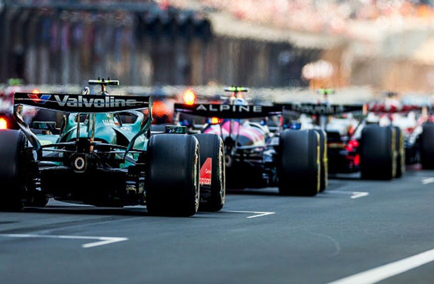 Najcenniejsze ekipy F1. Ferrari, Mercedes, Red Bull – kto prowadzi?