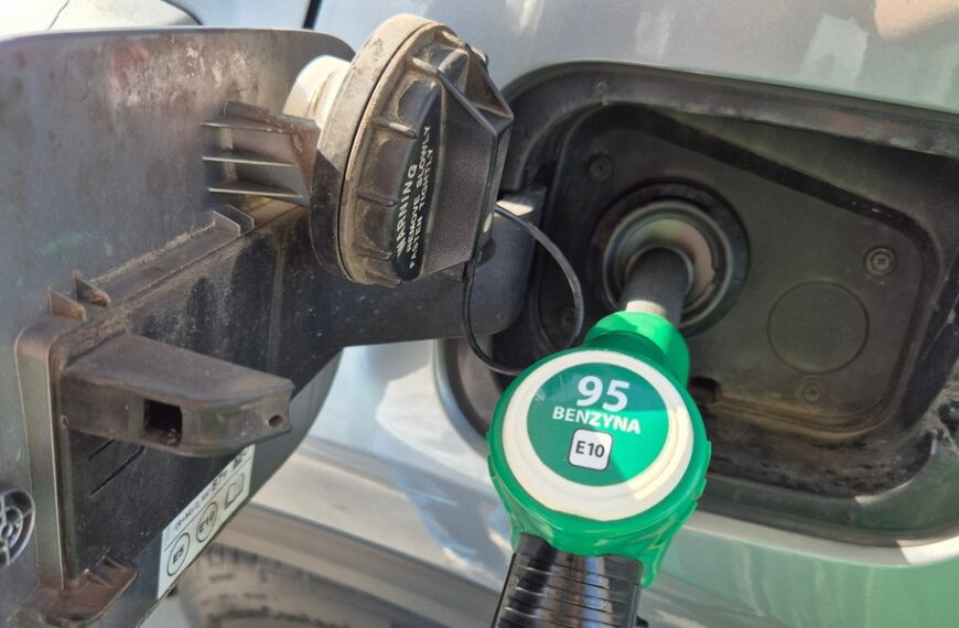 Weekendowe ceny paliw. Prognozy kosztów benzyny i oleju napędowego.