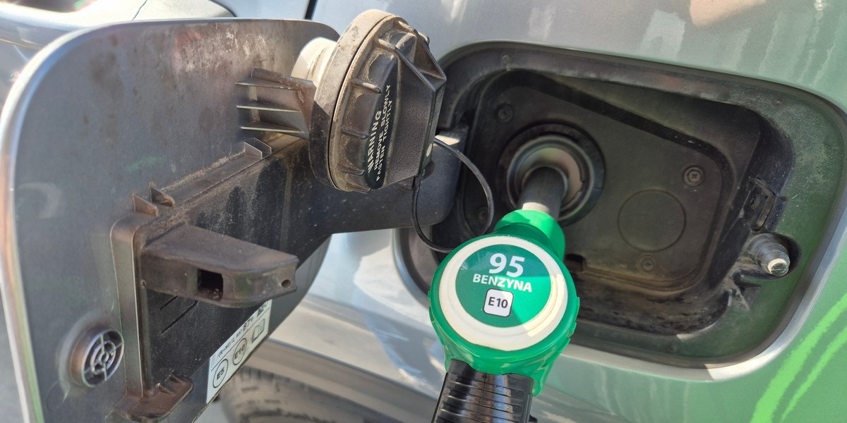 Minister ogłosił ceny paliw na niedzielę i poniedziałek