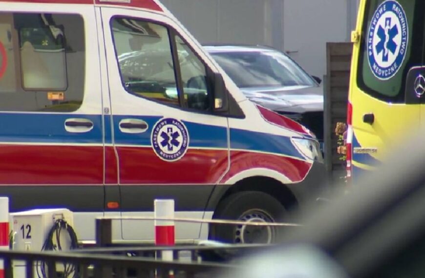 Ośmiolatek stracił oddech. Ambulans przybył po 24 minutach.