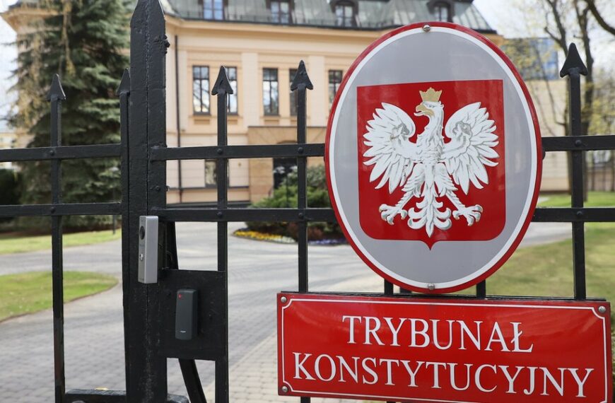 TK a wypłaty sędziów. Czterech bez poborów.