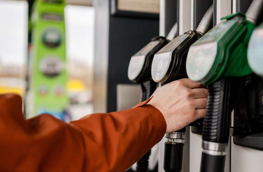 Maksymalne ceny paliw we wtorek 20 kwietnia. Minister energii zdecydował