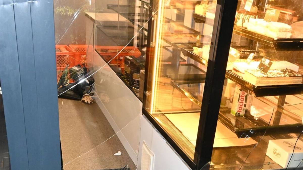 Skusił się na tort, czeka go kara. Młodzieńcowi może grozić dekada za kratami.