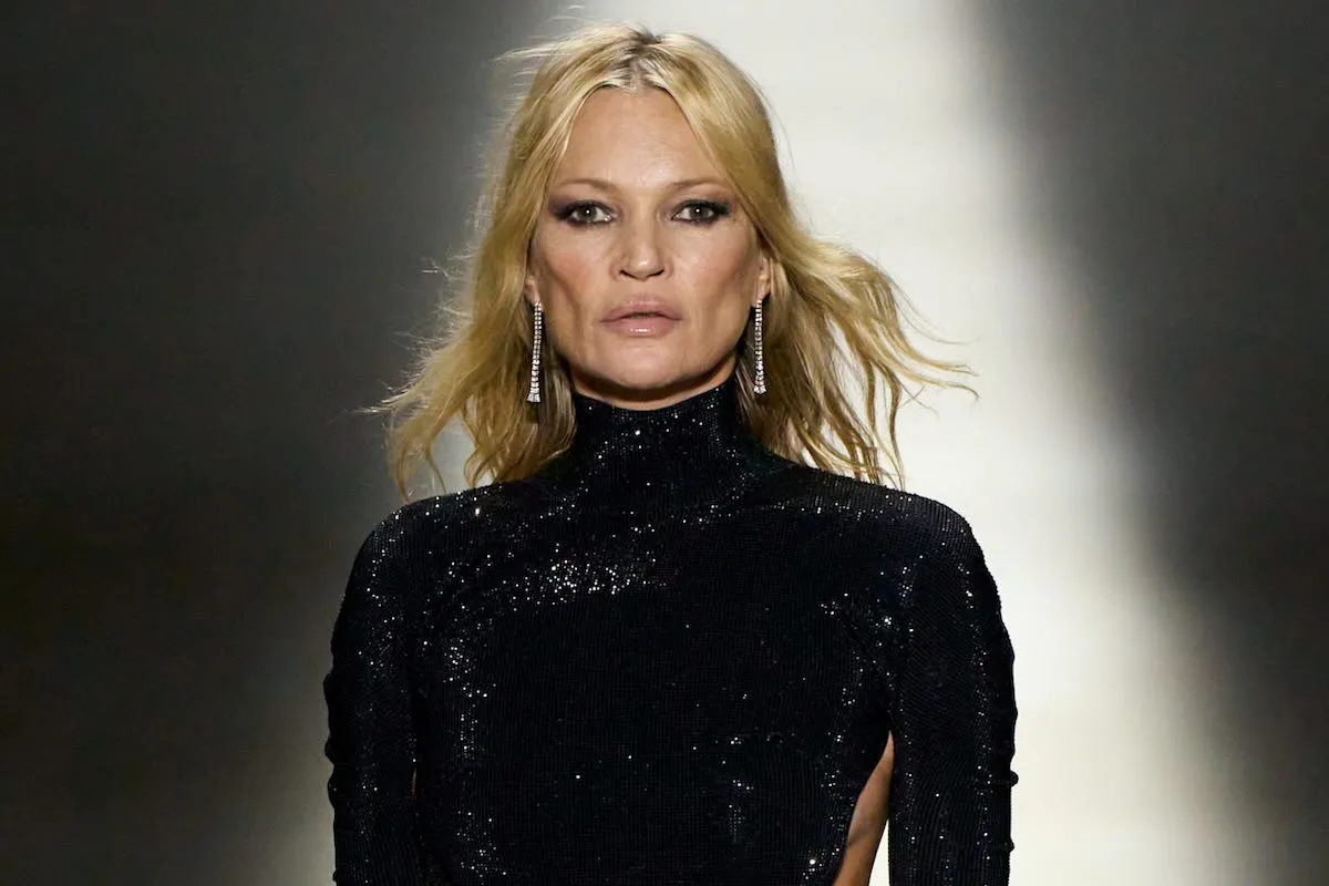 Gucci wyniki finansowe Q1 2026. Kate Moss na wybiegu Gucci w Mediolanie w lutym 2026.