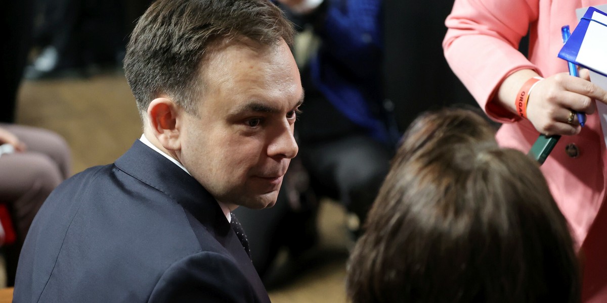 Minister finansów Andrzej Domański podczas posiedzenia Rady Krajowej Koalicji Obywatelskiej 