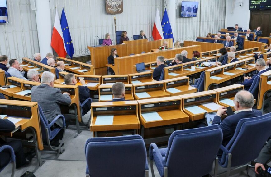 Kryptowalutowa ustawa zaakceptowana przez Senat. Teraz do Nawrockiego.