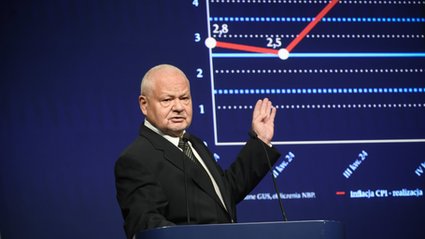 Zatrudnienie znów spadło, płace hamują. Ale to paradoksalnie dobra wiadomość