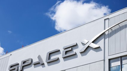 SpaceX dostaje 4,16 mld dol. Nowe satelity mają zmienić obronę USA do 2028 r.