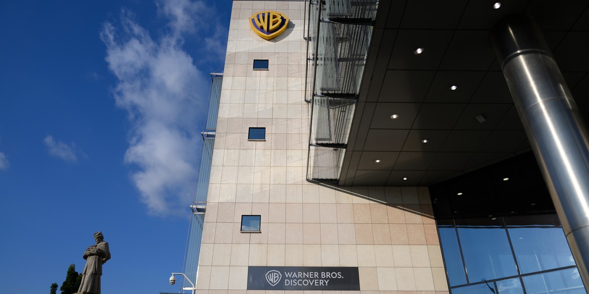 W przejęciu Warner Bros. Discovery mogą pomóc spółce Paramount fundusze z Bliskiergo Wschodu