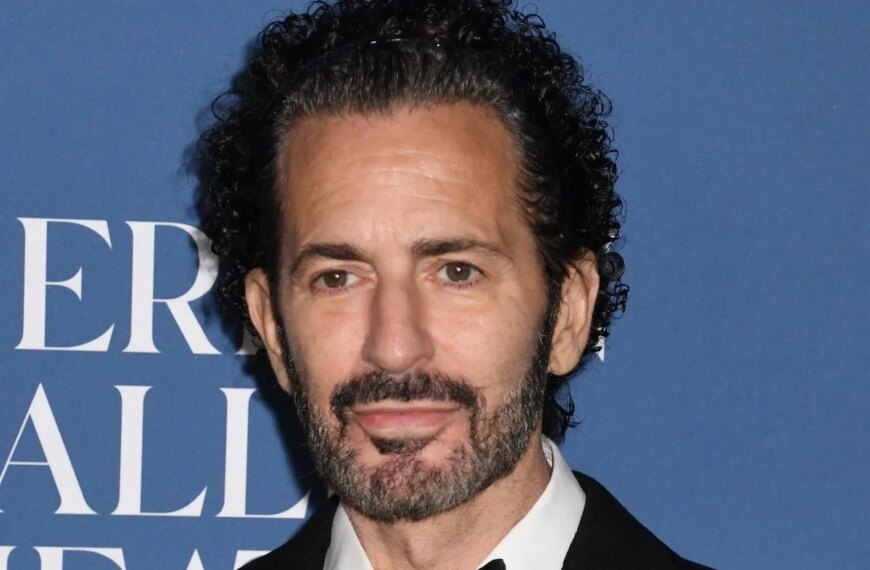 Marka Marc Jacobs zbyta. LVMH przekazuje ją Amerykanom.