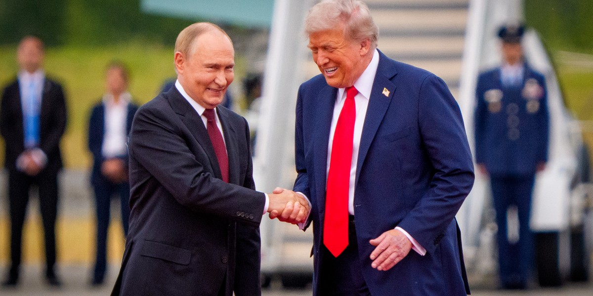 Władimir Putin i Donald Trump w sierpniu 2025 r.