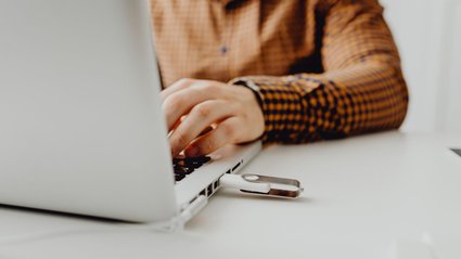 5 najlepszych firm wspierających cyberbezpieczeństwo w biznesie 2026 – wybraliśmy najlepszych, którzy ochronią Twój biznes 