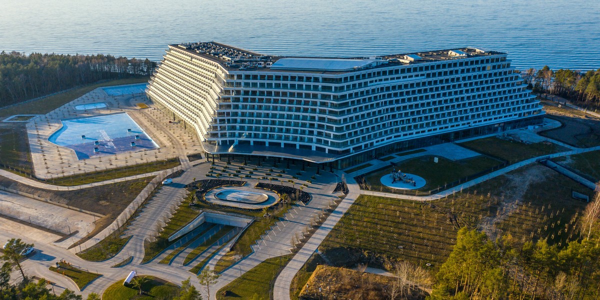 Hotel Gołębiewski w Pobierowie