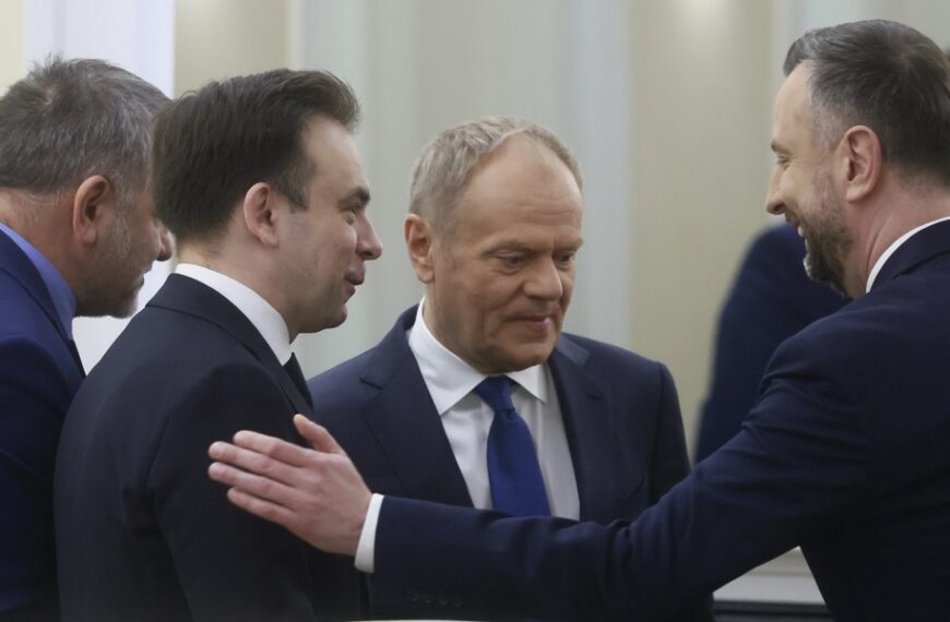 Umowy SAFE z KE zostaną podpisane przez Polskę. Sobkowiak o szczegółach.