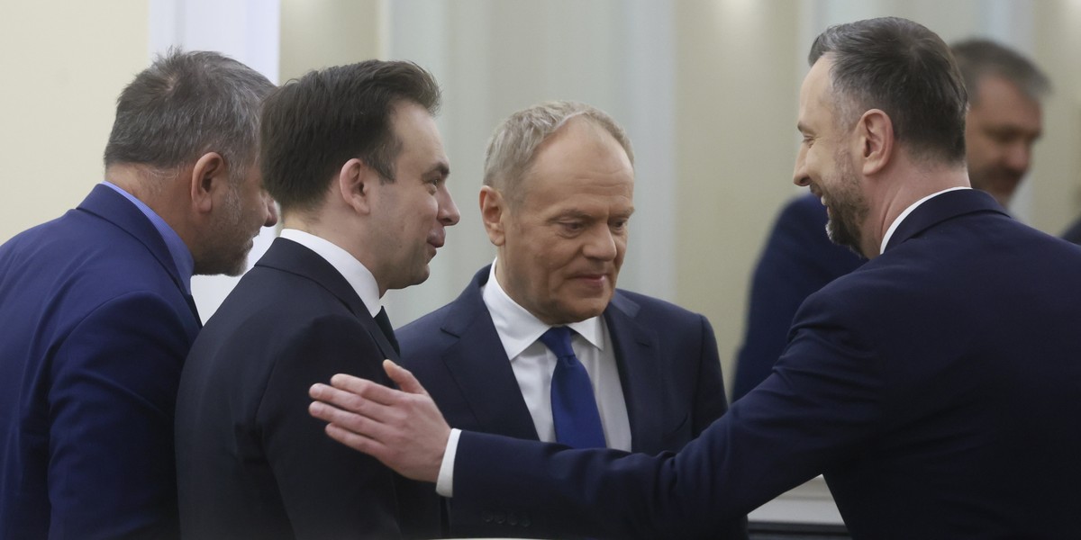 W imieniu rządu umowy ws. SAFE podpiszą wicepremier minister obrony narodowej Władysław Kosiniak-Kamysz oraz minister finansów i gospodarki Andrzej Domański