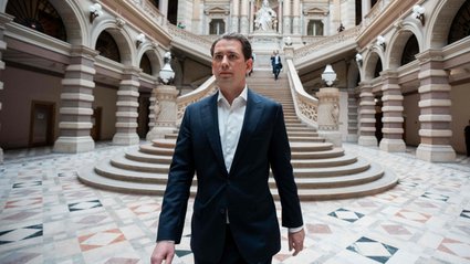Kariera biznesowa najmłodszego kanclerza Austrii