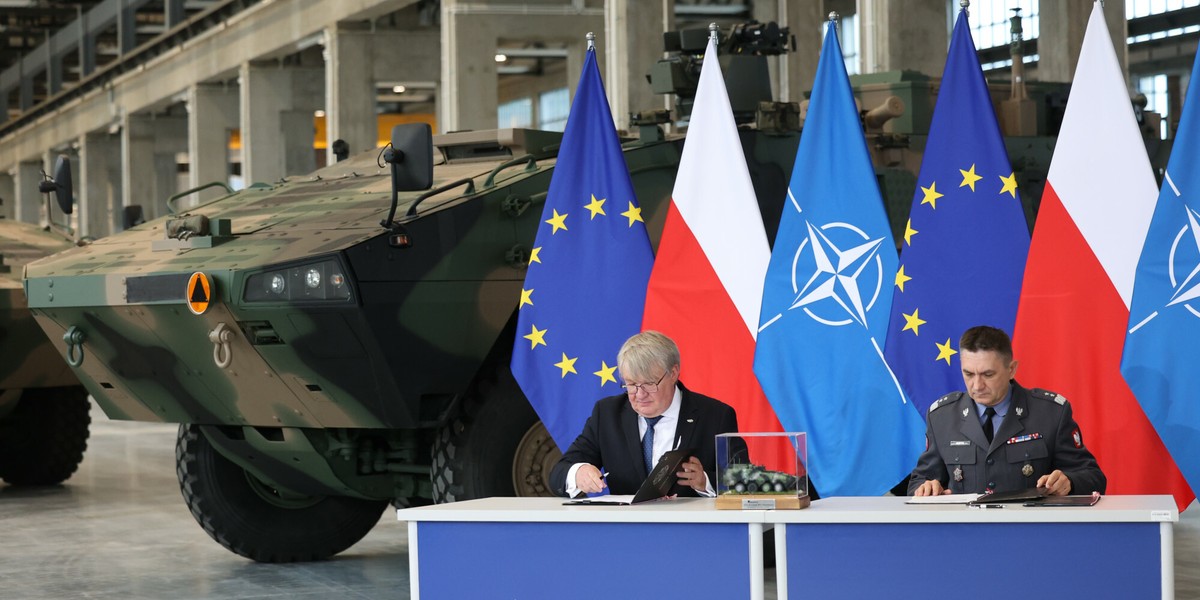 Podpisanie umowy SAFE w Zakładach Rosomak S.A. w Siemianowicach Śląskich, 30.5.2026 r.