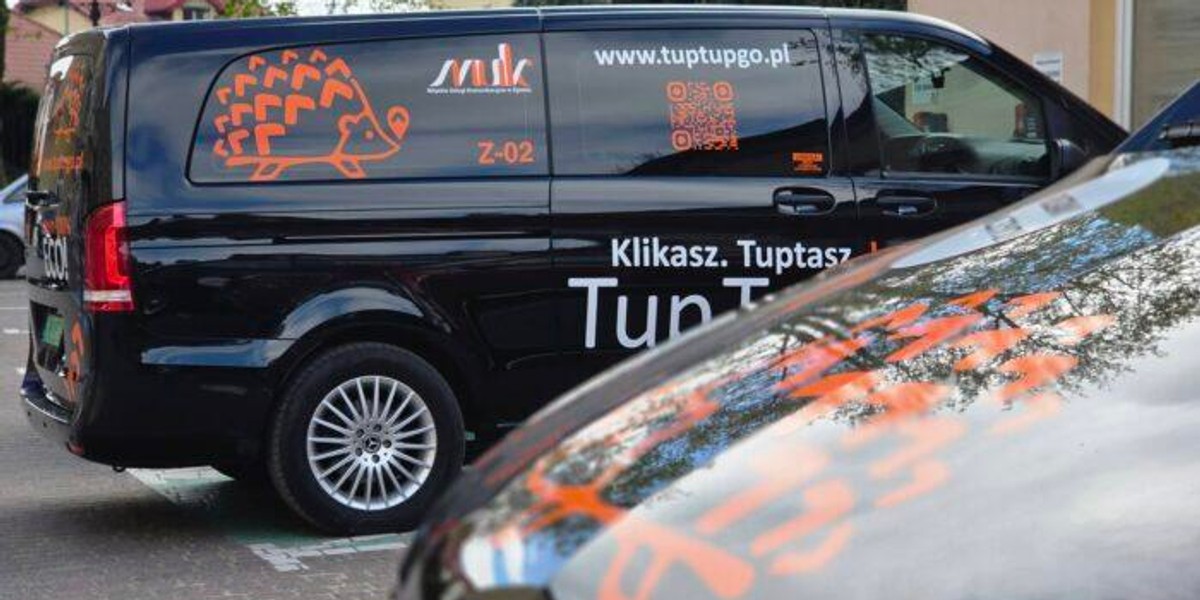 Usługa transportu na życzenie działa w oparciu o aplikację mobilną Tup Tup &amp; Go