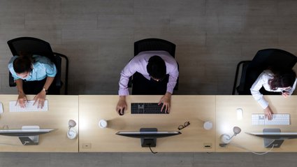 Chcą zastąpić prawników sztuczną inteligencją. Polska obawia się paraliżu systemu