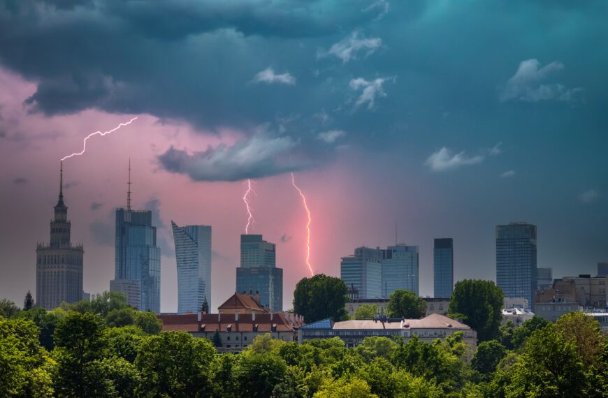Prognoza pogody na kilka najbliższych dni. Temperatura do 26 stopni, możliwe burze.