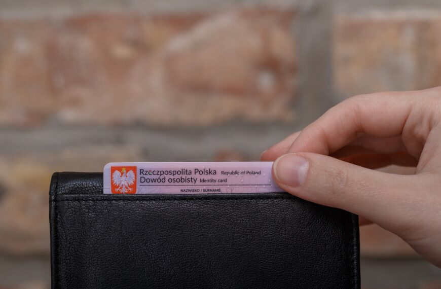 Numer PESEL. Sonda przeprowadził ankietę, pytając o jego znaczenie. Nie każdy jest&hellip;