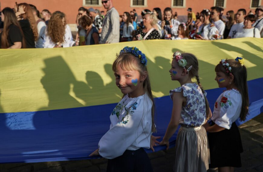 Ilu obywateli Ukrainy z tymczasową ochroną przebywa w Polsce? Najnowsze dane Eurostatu